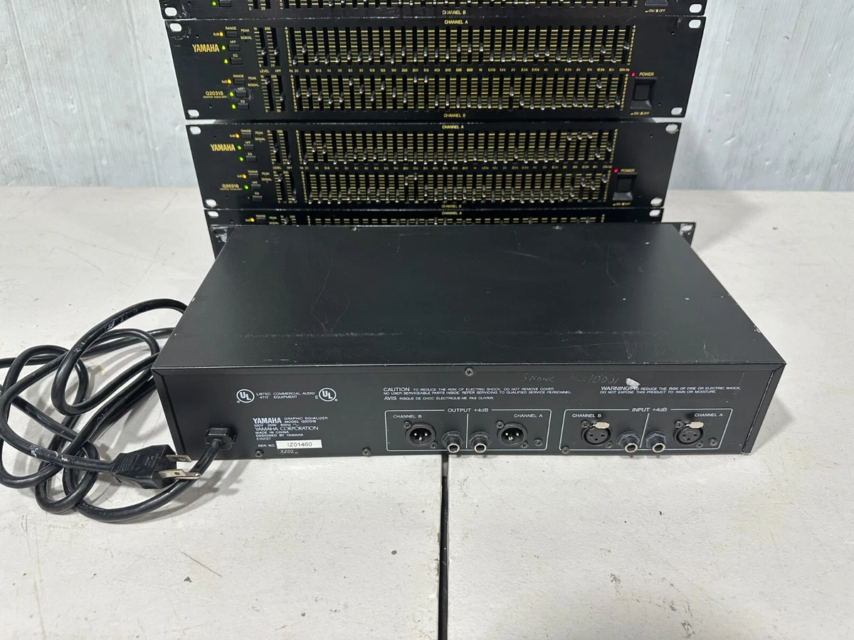 YAMAHA Q2031 & Q2031A EQ 2台set 4Uラックケース付 2U Rack Mount Yamaha Q2031A 31-Band 2-Channel Stereo Graphic