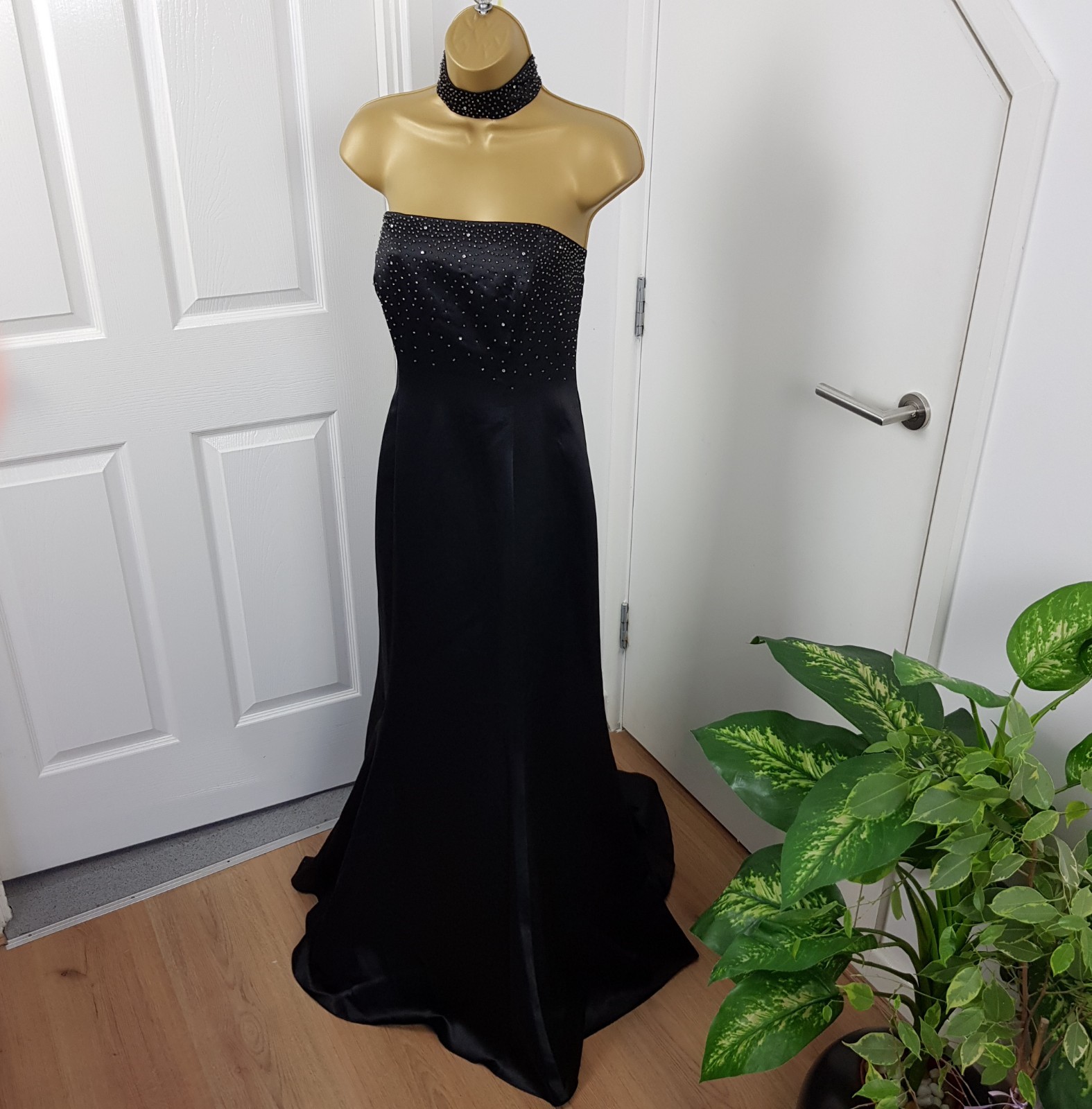 Splendido Morgan Maxi Abito & Co lunga coda Girocollo Senza Maniche Nero Splendido Morgan Maxi Abito & Co lunga coda Girocollo Senza Maniche Nero