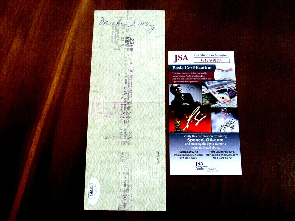 MARVIN MILLER MLBPA EXECUTIVE HOF SIGNED AUTO 1976 MLBPA HAND SIGNED CHECK JSA - Imagem 2 de 3