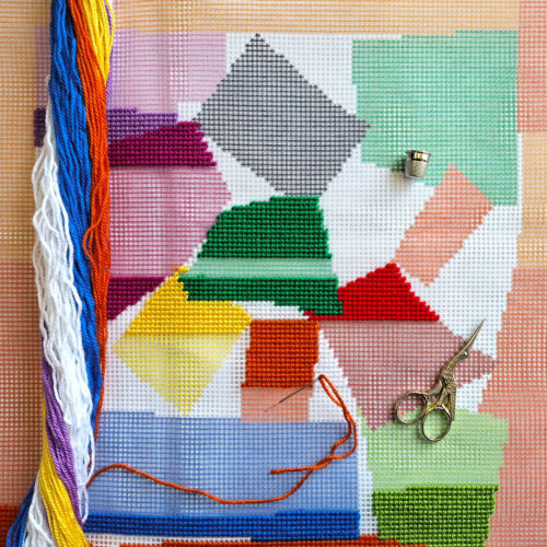 DIY Needlepoint/Tapestry Pillow Kit "The Snail" 16x16 in / 40x40 cm - Picture 2 of 3