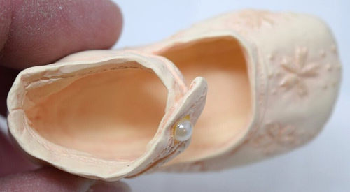 Just The Right Shoe Peaches N Cream 25137 Raine Drops Collection Box Insert NMIB - Picture 7 of 8