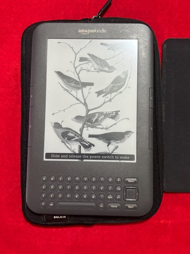 2 X Amazon Kindle (SY69JL) 6" - 4GB Wi-Fi 8th & Amazon Kindle SY69JL - Picture 4 of 6