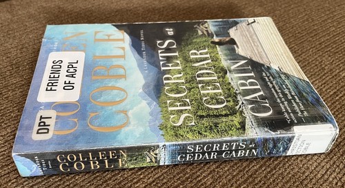 Secrets at Cedar Cabin [A Lavender Tides Novel] - Coble, Colleen - Good - Picture 9 of 10
