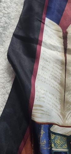 Vintage Museum Of Fine Arts Boston 100% Silk Square Scarf Books Korea READ - Picture 6 of 15