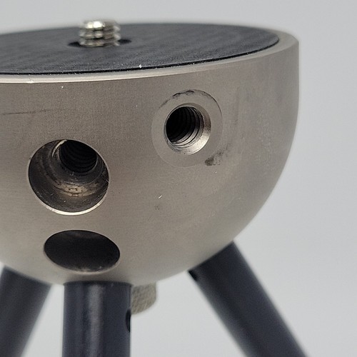 Novoflex Basic Pod Mini Tripod Base with Legs - Picture 13 of 14