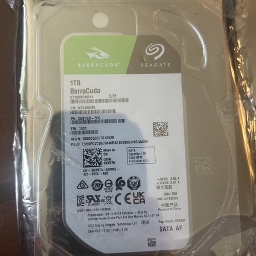 Seagate ST1000DM014 Barracuda 1 TB 3.5" SATA III Desktop Hard Drive