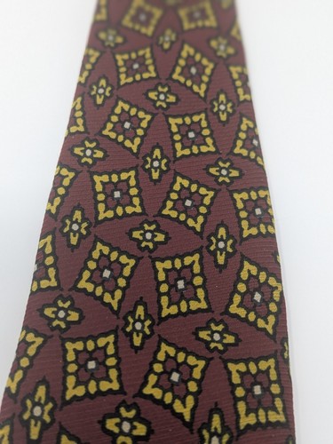 Christian Dior Designer Red/Black/Yellow Tie Made in USA 100% Silk 55.5" x 3.25" - Picture 17 of 21