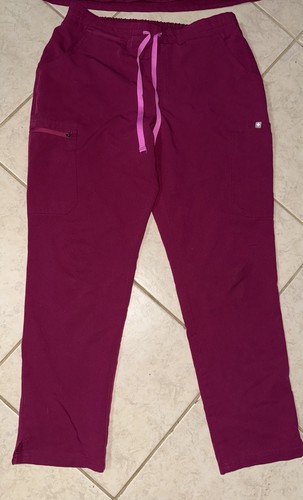 FIGS Technical Collection Scrub Set Size Top L Bottoms Size M/P Mixed Sizes - Picture 2 of 10