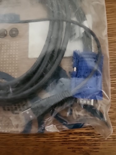 IOGEAR USB KVM Bonded Cable 10-Feet with USB and VGA Connections (G2L5203U) - 第 4/6 張圖片