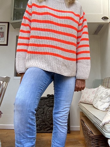 Neon Orange and Cream Ladies Jumper One Size Perfect for Size 8 Size 10 Size 12 - Picture 24 of 24