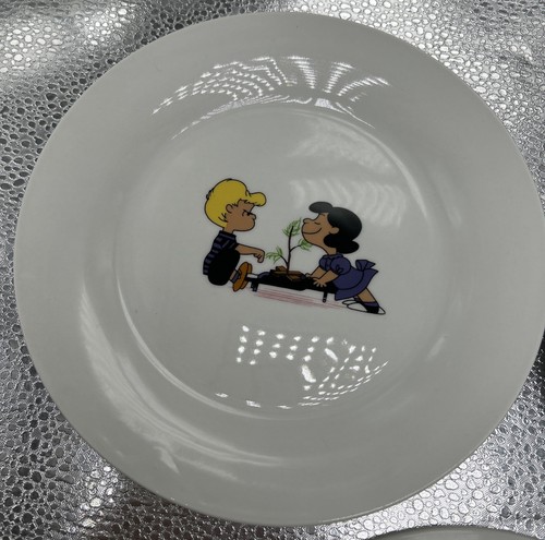 Zak! 2016 Peanuts Charlie Brown Christmas Collector's Plate LOT OF 3 (D4) - Picture 5 of 6