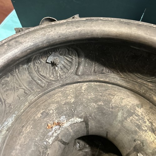 Lampada a sospensione santuario metallo argento base solo cherubino ornato NO catene - Foto 17 di 18