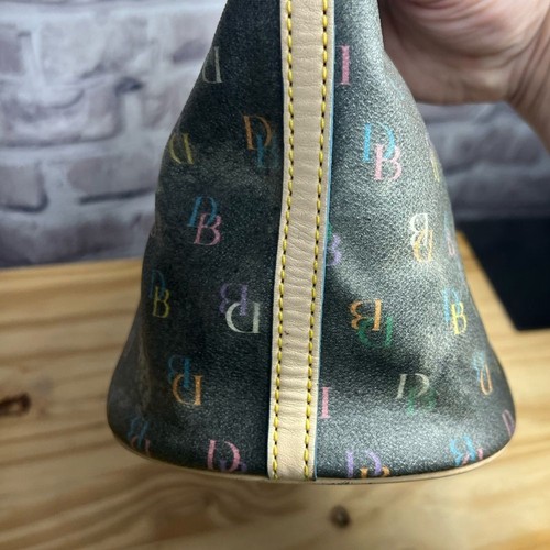 Project Bag Y2K Dooney & Bourke Gray with Rainbow Monogram - rainbow zipper - Picture 6 of 13