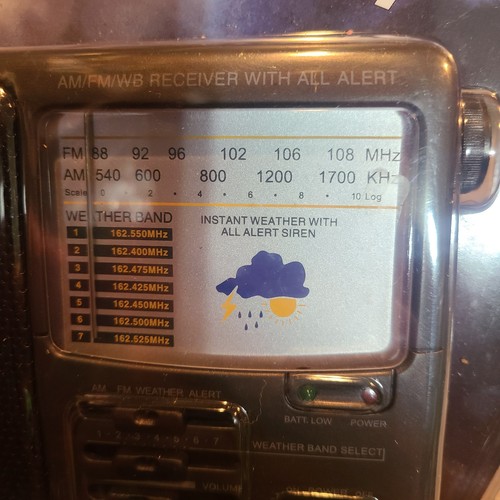 Jensen MR-600 • AM/FM mit 7 Wetter Band Radio Dual Power mit Adapter (Y9) - Bild 4 von 4