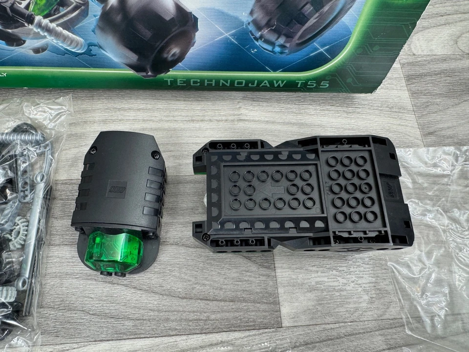 VINTAGE LEGO SPYBOTICS: TECHNOJAW T55 ROBOTIC SET - 2002 - NEW OPEN BOX - Image 3 of 4