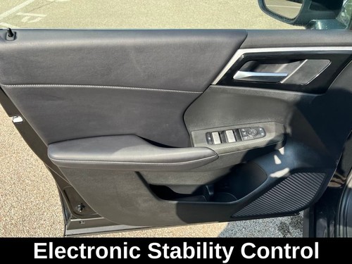 2024 Mitsubishi Outlander PHEV SE - Picture 10 of 12