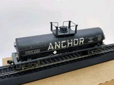 Athearn Ho Scale Custom Weathered Black Anchor ANPX 2450 Single Dome Tank Car
