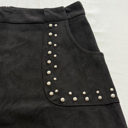 BB Dakota Damen-Minirock schwarz Wildlederimitat Nieten Tasche Größe 2 - Bild 2 von 7