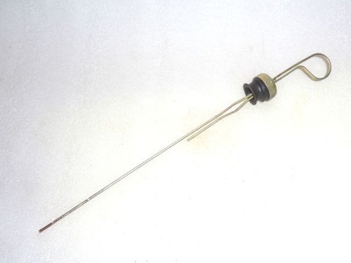 NEW MASSEY FERGUSON135 Lubricating Oil Sump Dipstick,Replacement Part no31786412 - Picture 1 of 2