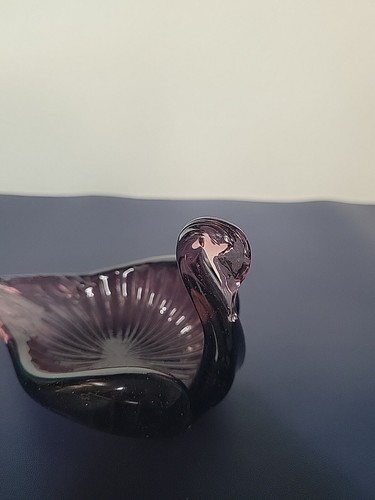 Vintage Purple Hand Blown Swan Dish Glass Collectible Amethyst Color - Picture 8 of 10