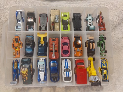 Vintage Lot Of 48 HOT WHEELS~ MATCHBOX Die Cast Cars with a plastic carry case - Picture 1 of 12