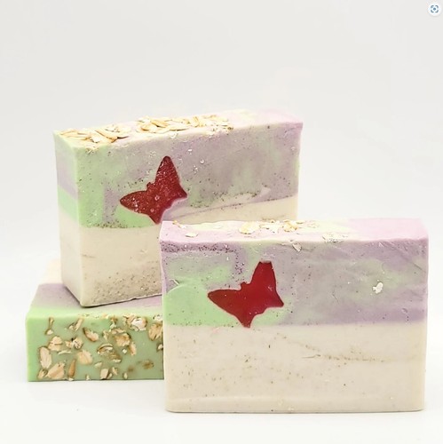 Apricot Oatmeal - Handcrafted Body Exfoliating Soap - Picture 2 of 2