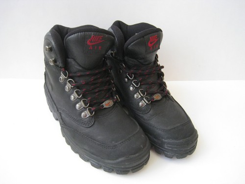 1995 NIKE AIR ACG HIKING CAMPING OUTDOORS BLACK LEATHER BOOTS WOMEN US 7  NICE  - Picture 2 of 9