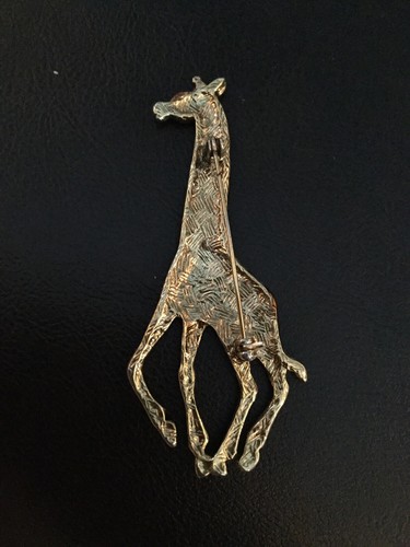 Stunning Giraffe 3” Brooch With Green Rhinstone Eye - Picture 5 of 8