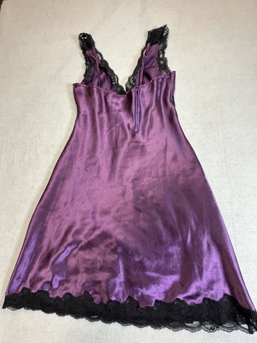 Vintage Jacalyn Bennett Purple Chemise Slip Nightdress S Satin Black Lace Trim - Picture 16 of 19