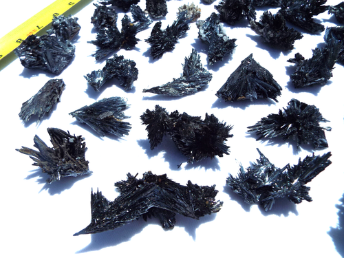 34 + Stibnite Mineral Lot Collection, Some with Quartz - Picture 14 of 17