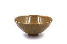 A Green Celadon-glazed 'Lotus' Bowl