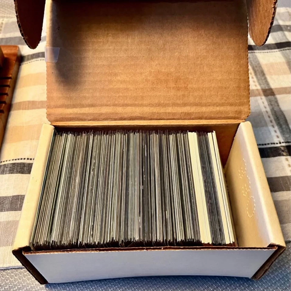 1998 Skybox Ex-2001 Baseball Set Griffey Thomas Ripken W/Stardate 2001 Set - Image 4 of 4