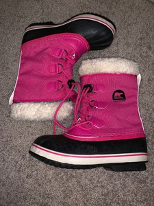 Sorel-snow-boots-pink-size-5-EUC