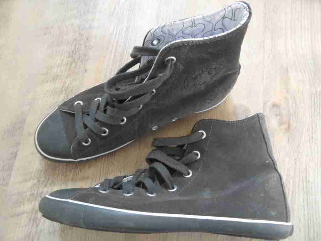 Converse Superbe Chuck BIGRE daim kaki taille 36 produit NEUF zc417 Converse Superbe Chuck BIGRE NEUF daim kaki taille 36 produit NEUF BIGRE zc417 1d3c0a