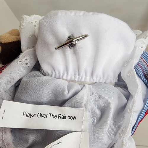 Dorothy  Green Tree Musical Doll Wind Up Shelf Sitter Collectible  8" Wizard OZ - Picture 10 of 14