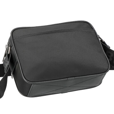 Burberry Men's Crossbody 8049094 Black ML PADDY Newarticle Burberry Men's Crossbody 8049094 Black ML PADDY Newarticle