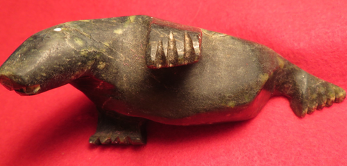 INUIT Steinschnitzerei Alaska Pazifik Stammeskunst Walross Siegel signiert