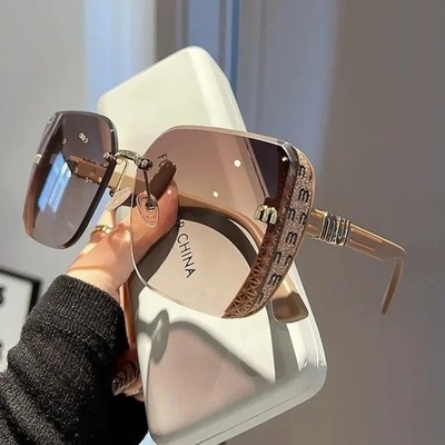 Luxury Fashion Oversized Square Sunglasses Women Outdoor Shades Glasses 