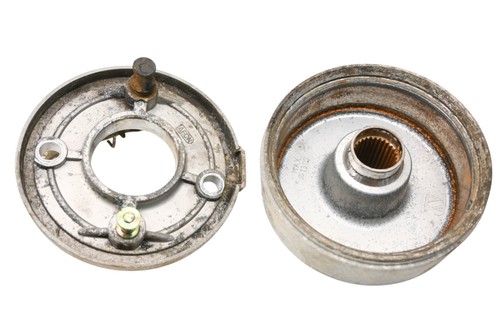 01 Polaris Sportsman 90 2x4 Rear Brake Drum - Picture 3 of 4