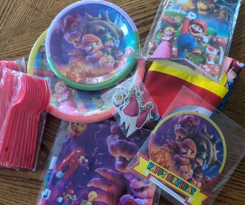Super Mario Bruder Geburtstag Party Zubehör Geschirr & Deko 10 Gäste - Bild 14 von 18