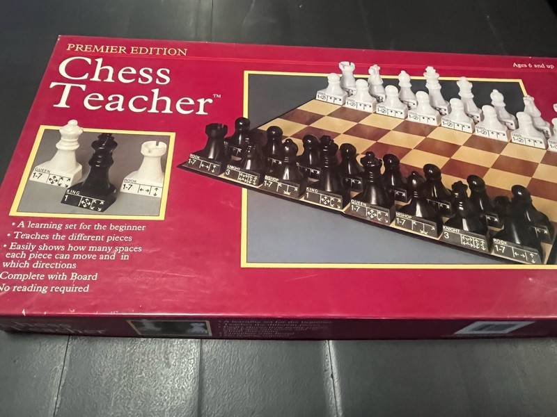 Cardinal Chess Teacher Learning Set For Beginners Premier Edition 245 1979