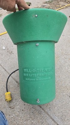 Will Of The Wist. Fish light for Dock or Pier - HANGING  Fish Bug Light  Feeder