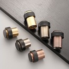 Praktischer und eleganter stanzloser Türstopper aus hochwertigen Komponenten