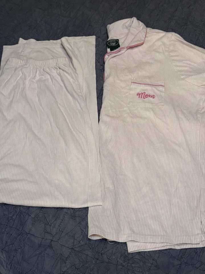 Conjunto de Pijama Vintage Laura Ashley Rosa Rayas Talla L Mezcla Algodón Bordado “Mamá” Foto 2 de 4