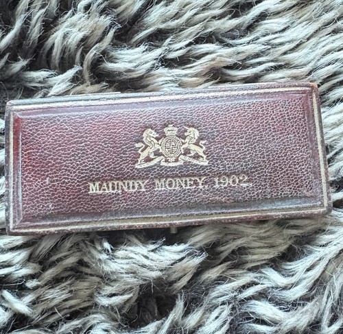 1902 Maundy Money Set with Original Box - Picture 2 of 4