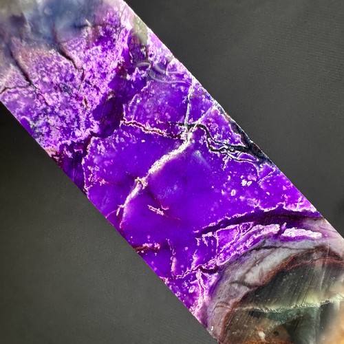 Gel SUGILITE gema natural áspera Sudáfrica - Imagen 23 de 24