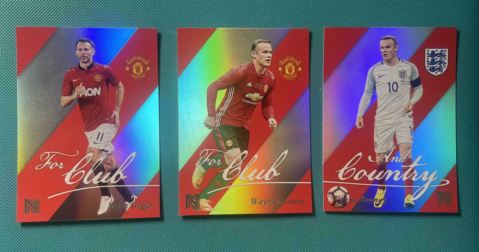 Lot 3 Ryan Giggs Wayne Rooney 2017 Panini Nobility Sliver LEE18