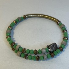 Bracelets Massimo Dutti Verts En Bois - Neufs Sans Emballage