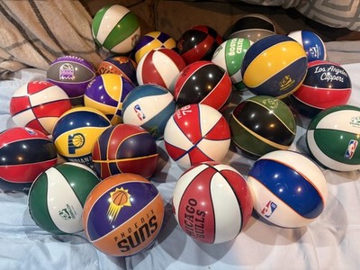 Dave and Busters Basketball NBA ICE Mini Ball Pick Your Teams 3.5 in. Smash Win