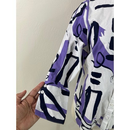 Chico’s 3/4 Sleeve Button Up Abstract Print Shirt Size M - Picture 2 of 12